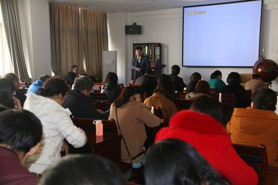 说明: C:\Users\CHXGB\Desktop\20181123太阳成集团tyc1286学习贯彻中国工会十七大精神\IMG_8031.JPG