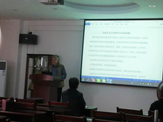 说明: C:\Users\CHXGB\Desktop\规范实验室安全管理—太阳成集团tyc1286积极推进文明校园建设\刘建康.jpg